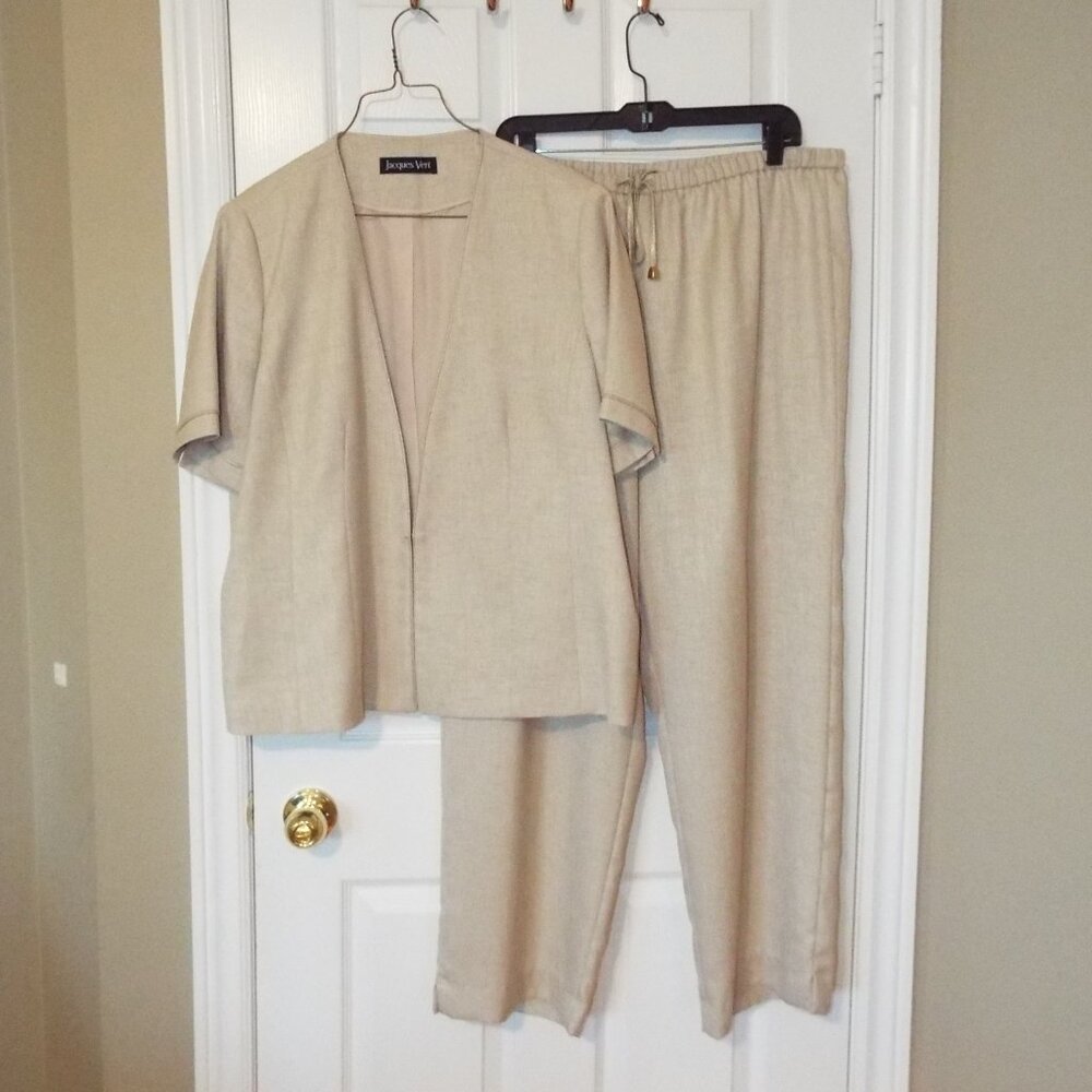 Jacques Vert Women 2-pc. Set ~ Jacket and Pants ~ Ivory and Gold ~ Sz. XL (16) ~